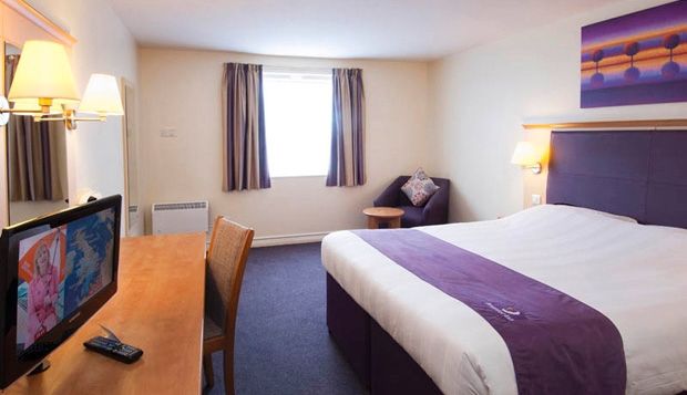 Premier Inn Andover Exterior foto